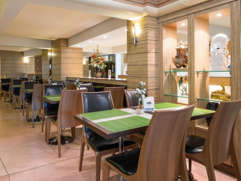 New Suanmali Hotel Bangkok Exteriör bild