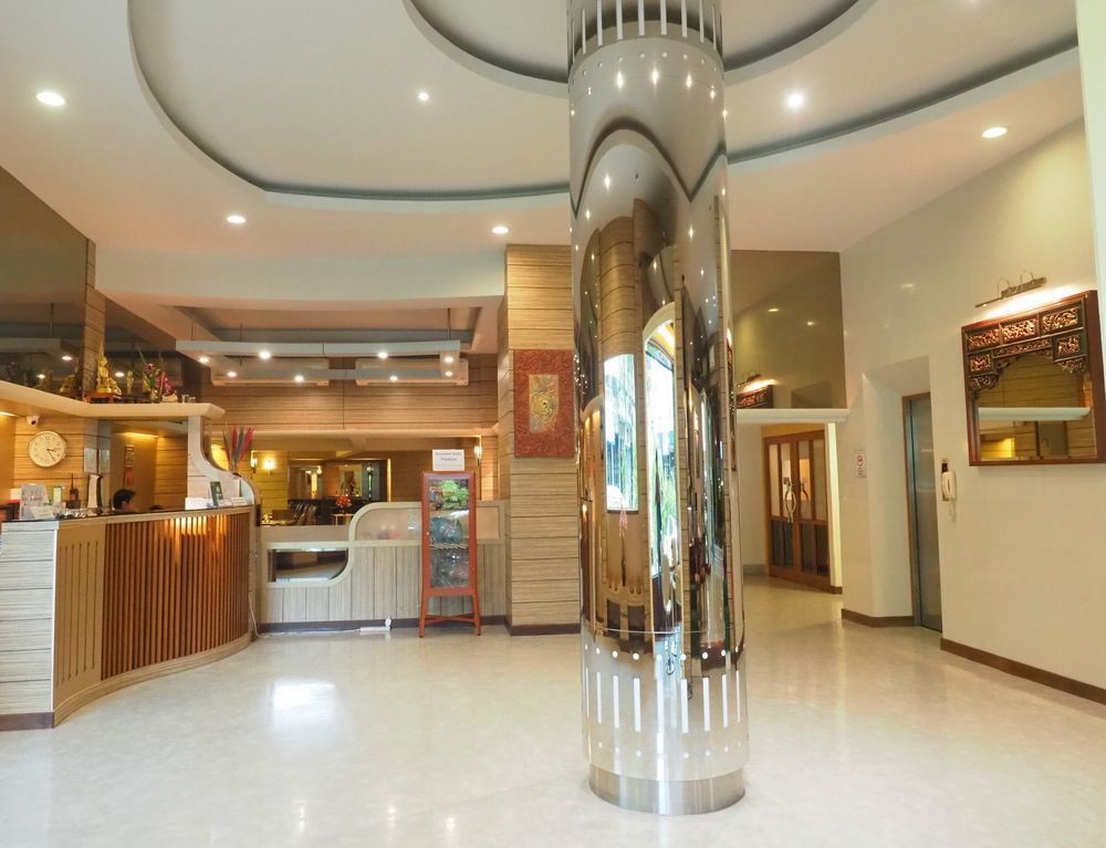 New Suanmali Hotel Bangkok Exteriör bild